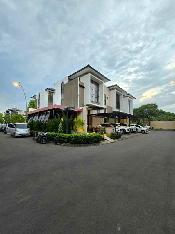 rumah second siap huni di jgc asya cakung
