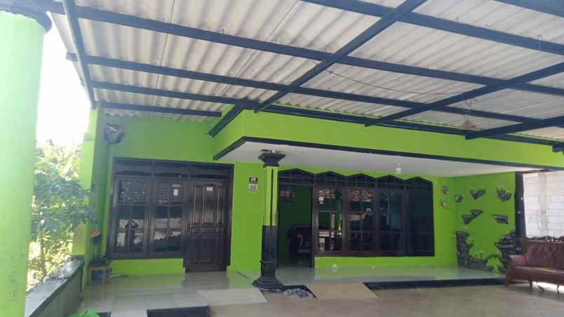 rumah seken made surabaya