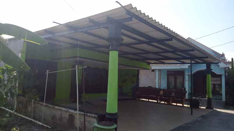 rumah seken made surabaya