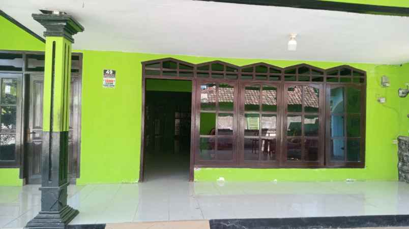 rumah seken made surabaya