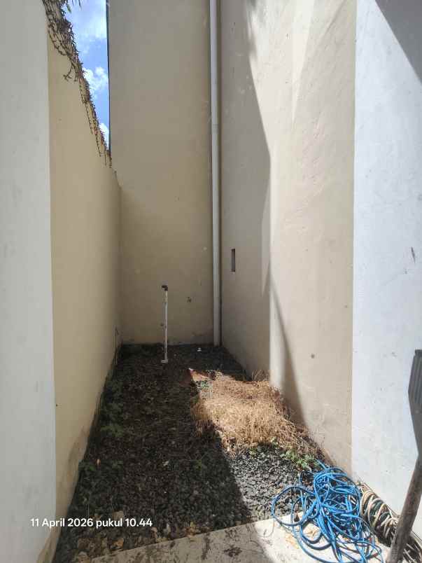 rumah semi villa di kerobokan dekat seminyak bali