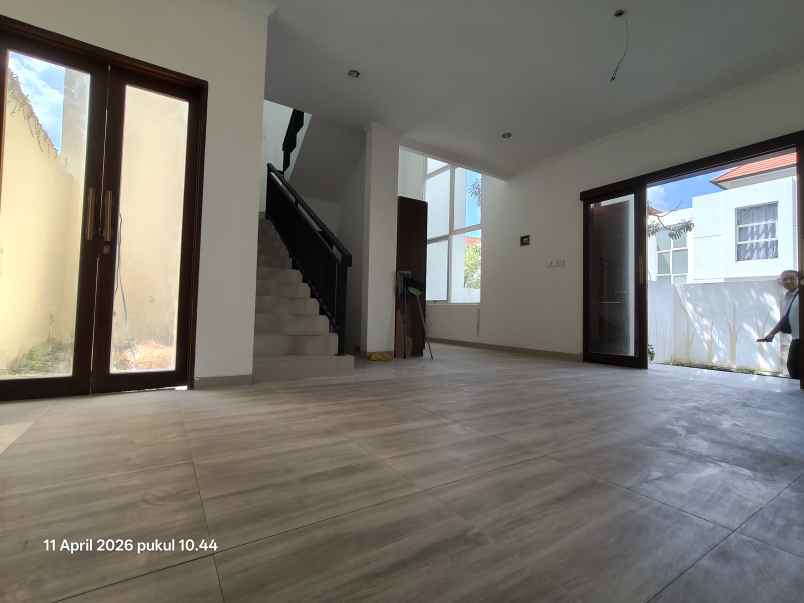 rumah semi villa di kerobokan dekat seminyak bali