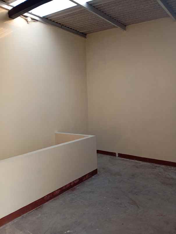 rumah sewa baru di gang sari wangi siap huni