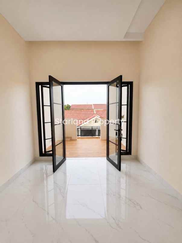 rumah siap huni 2 lantai di graha bintaro jaya