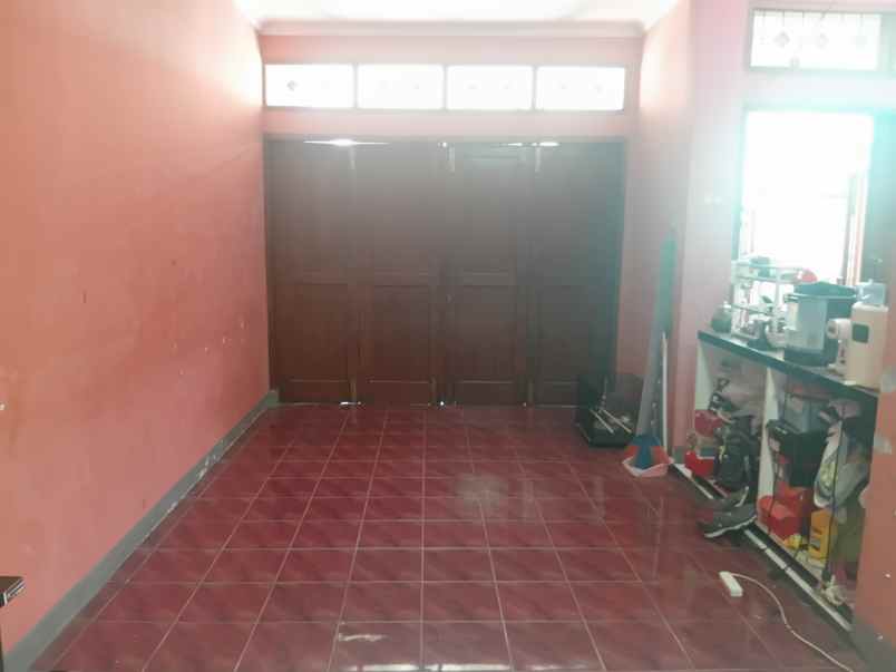 rumah siap huni 3 lantai di permata cimahi