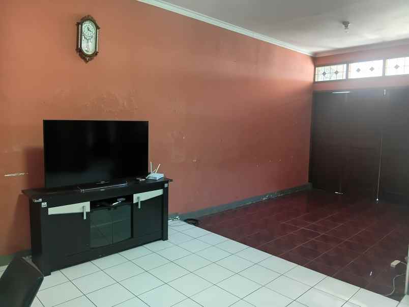 rumah siap huni 3 lantai di permata cimahi