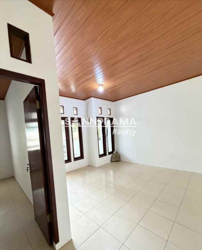rumah siap huni dalam cluster tanah baru depok