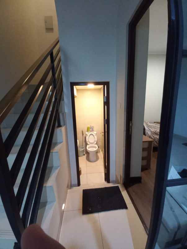 rumah siap huni di cluster burgundy summarecon bekasi