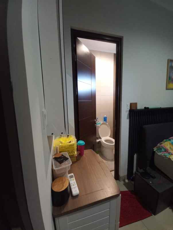 rumah siap huni di cluster burgundy summarecon bekasi