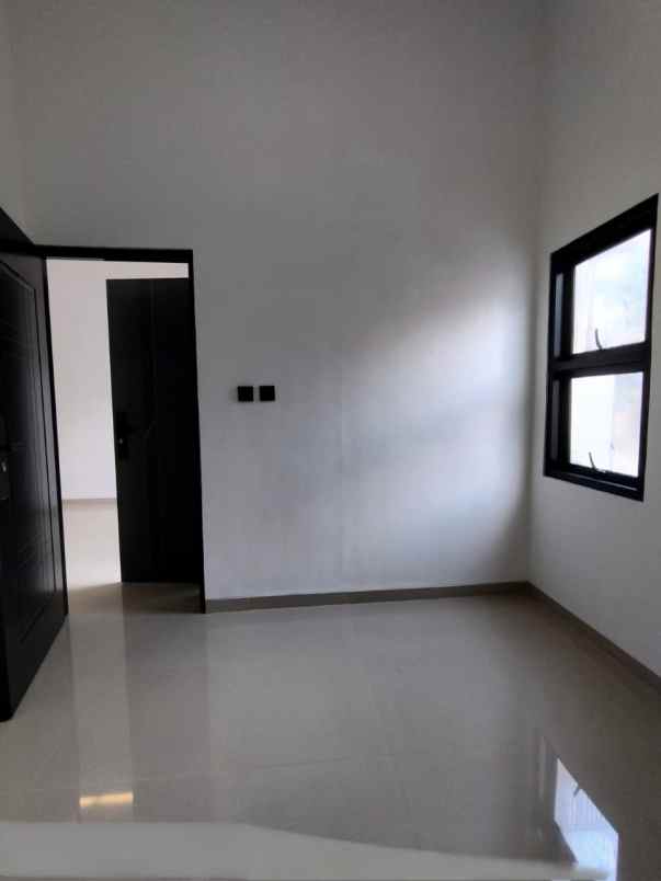 rumah siap huni di taman wisma asri bekasi utara