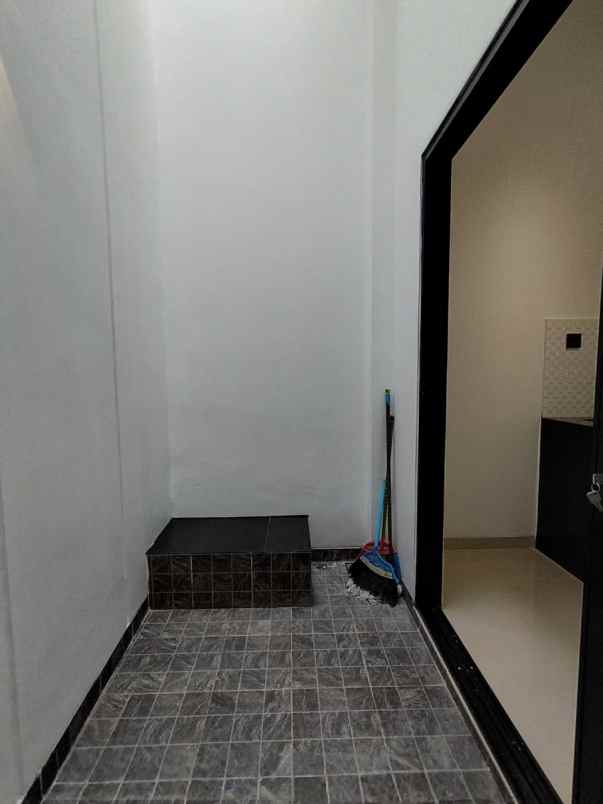 rumah siap huni di taman wisma asri bekasi utara