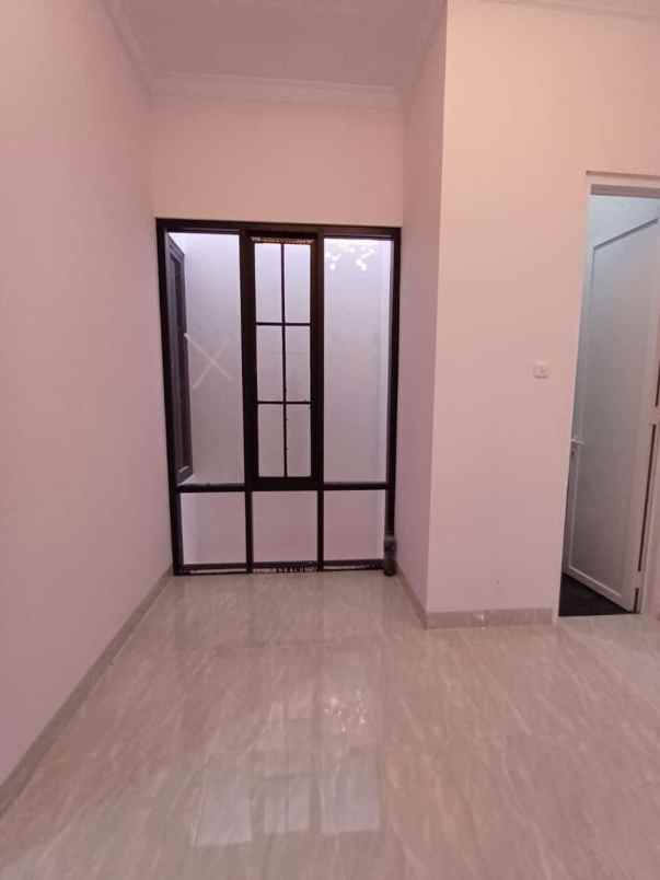 rumah siap huni jagakarsa jakarta selatan