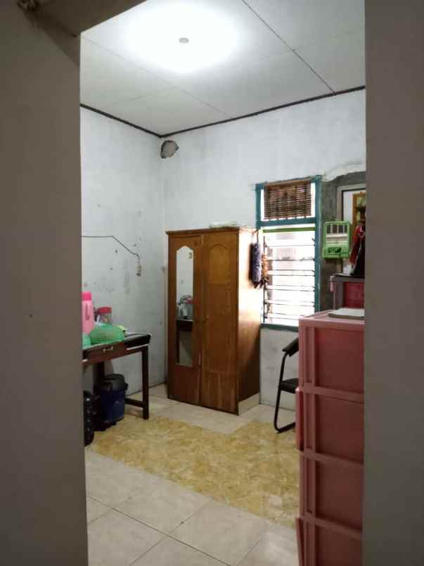 rumah siap huni jalan suratmo manyaran semarang barat