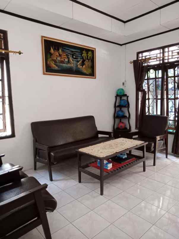 rumah siap huni jalan suratmo manyaran semarang barat