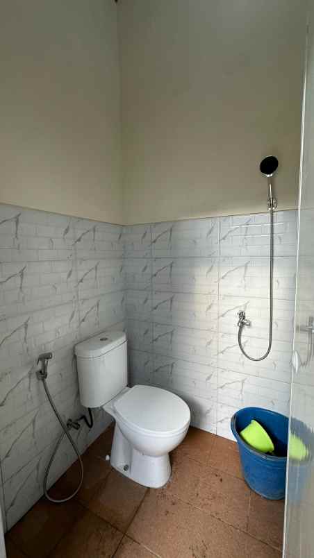 rumah siap huni lokasi dekat rst soepraoen