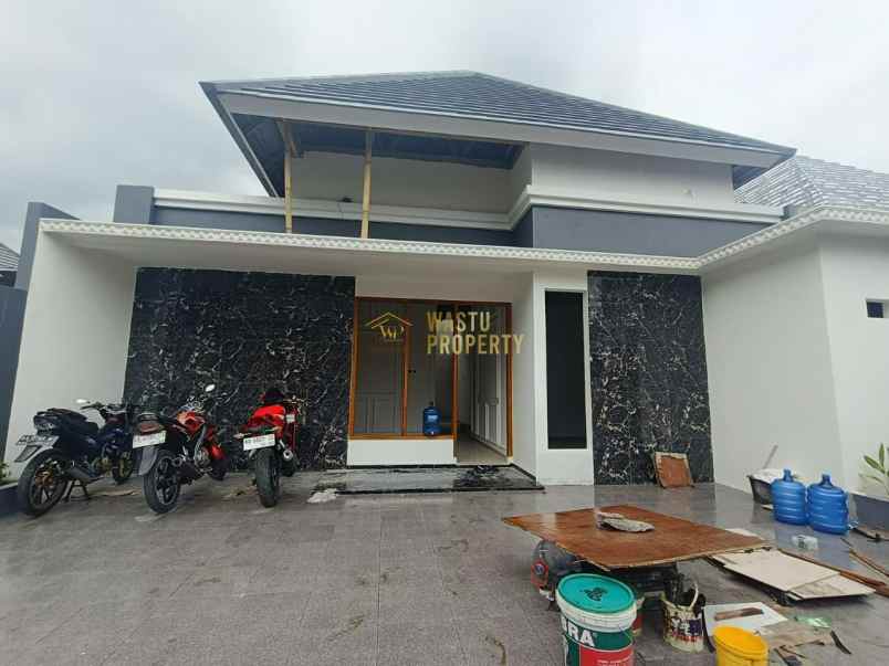 rumah siap huni lokasi strategis utara maguwoharjo