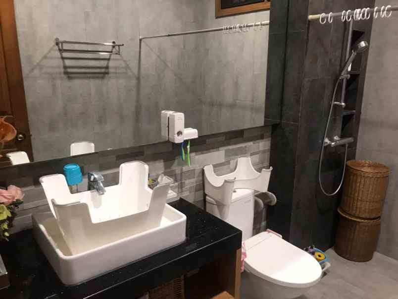 rumah sunter kirana raya