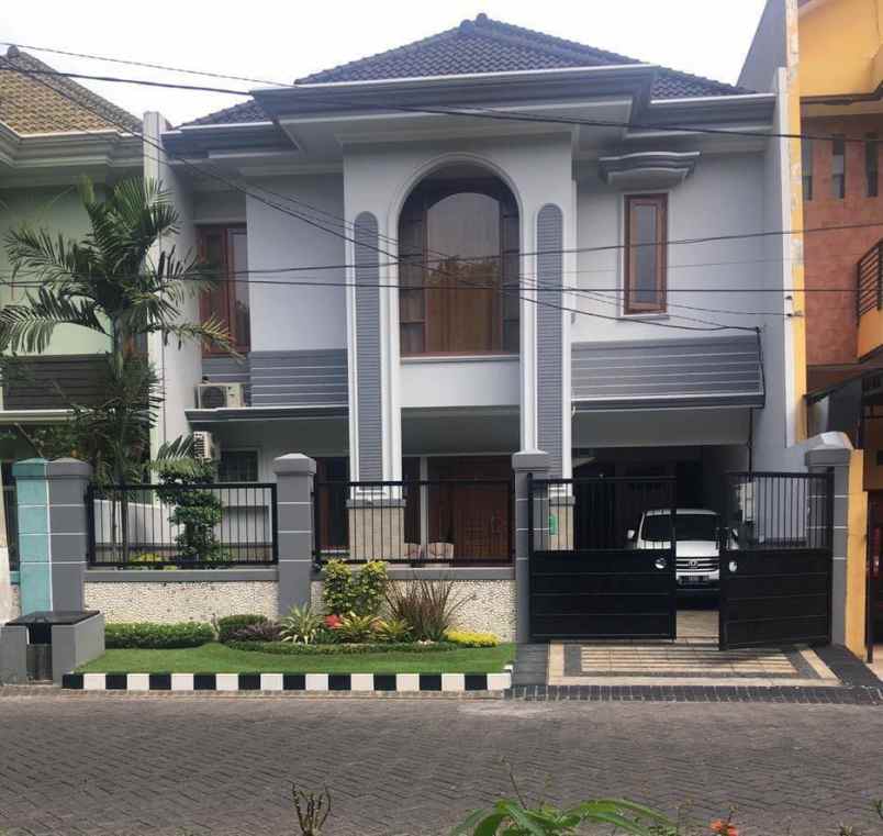 rumah surabaya dijual murah