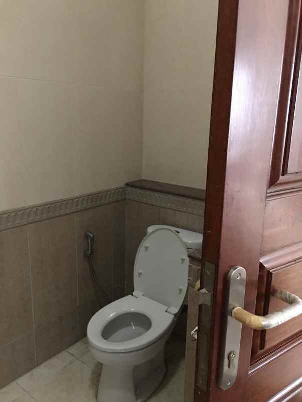 rumah surabaya dijual murah