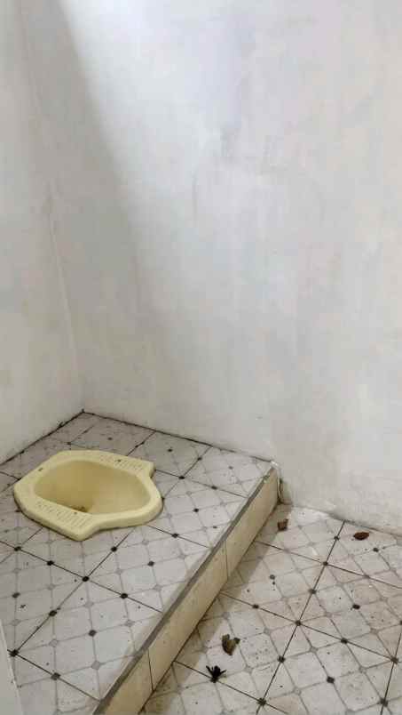 rumah tanah luas 1 4 km dekat ringroad madukismo jogja