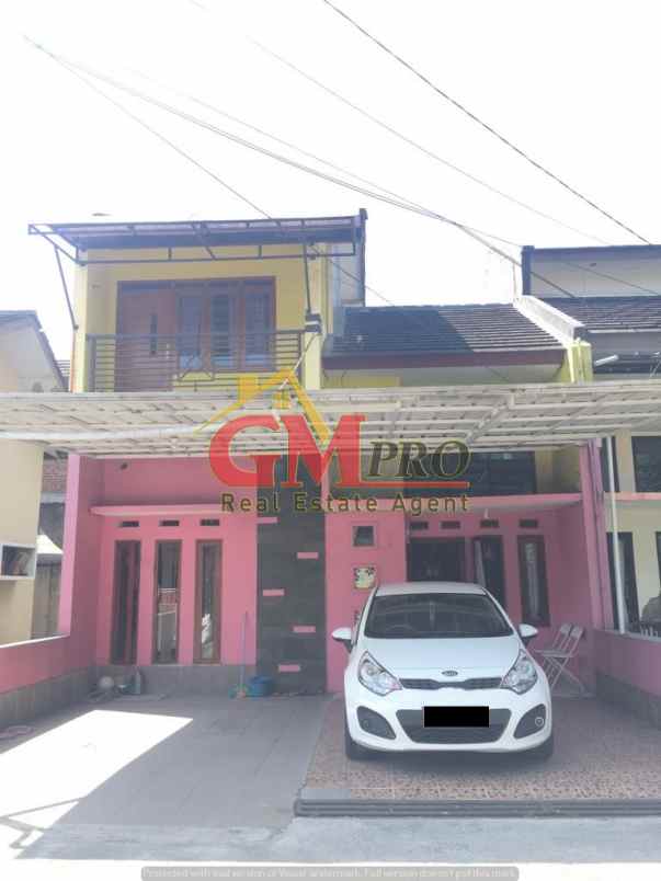 rumah the emerald sukamenak