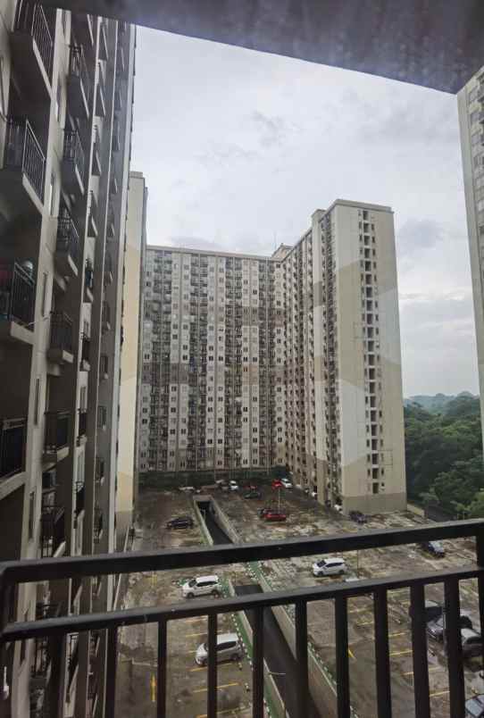 sewa tahunan apartemen unfurnished 2br