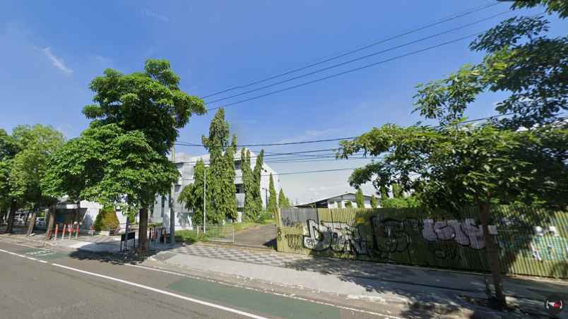 tanah dan bangunan frontage raya ahmad yani surabaya