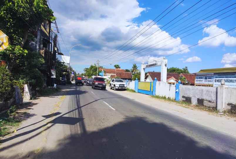 tanah margomulyo seyegan 200 meter jl kebon agung