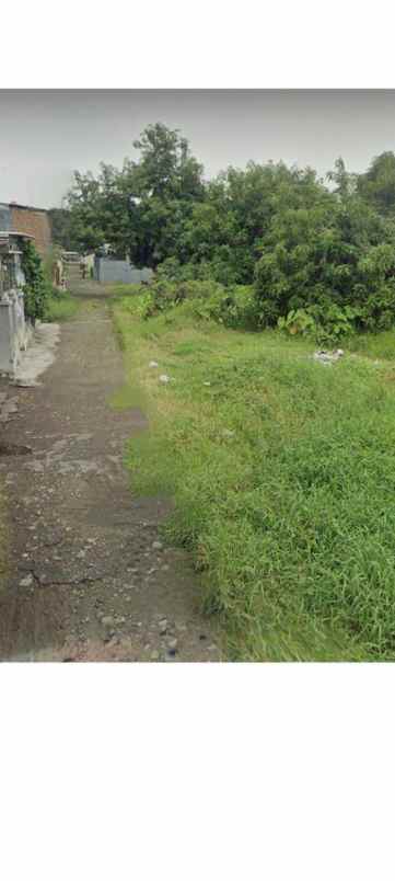 tanah rata dan strategis tengah pemukiman