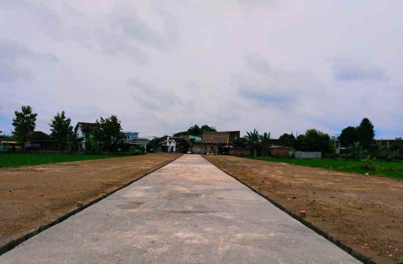 tanah strategis 100m datar tasikmadu karanganyar