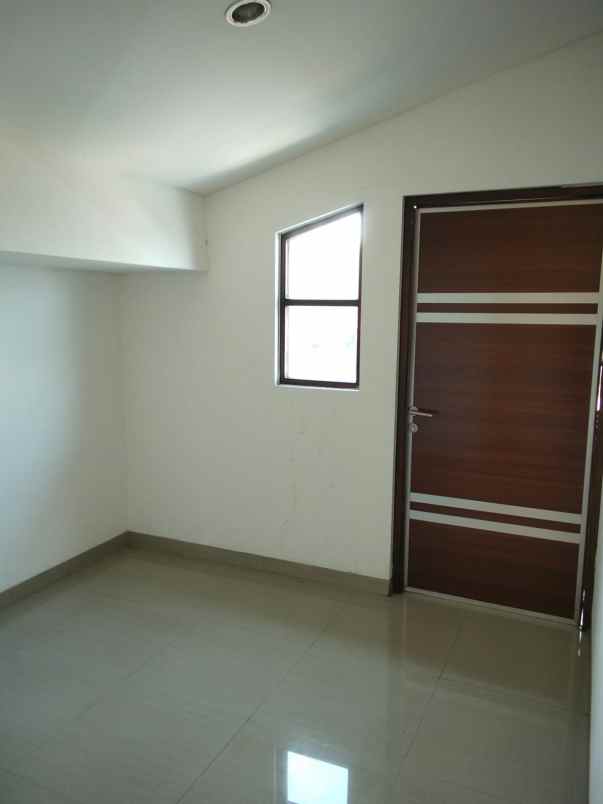 termurah rumah 3 lantai roof top di sukmajaya depok