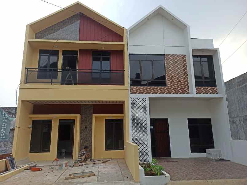 town house cipayung jakarta timur