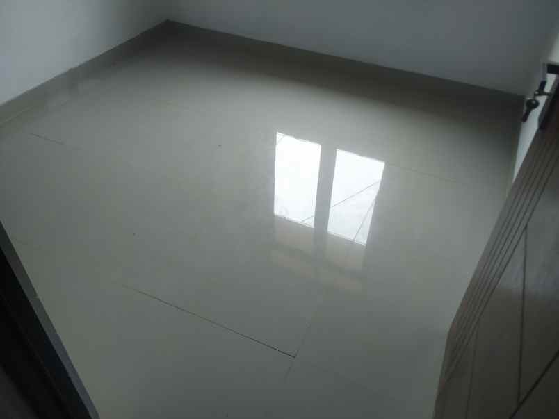 town house cipayung jakarta timur