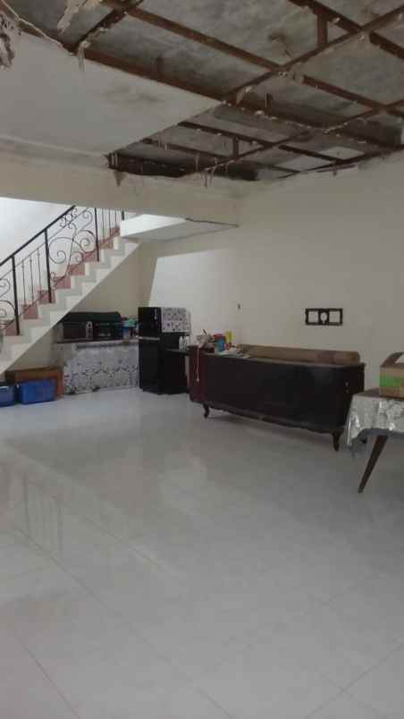 turun harga cepat rumah jl bendul merisi