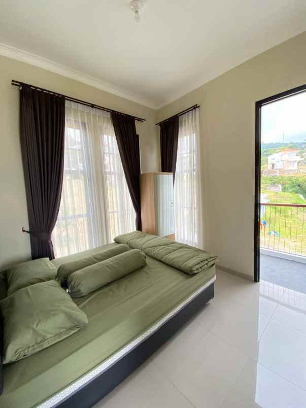 villa kota batu jawa timur
