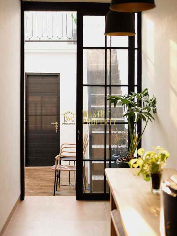 villa private pool 2 lantai di palagan ngaglik sleman