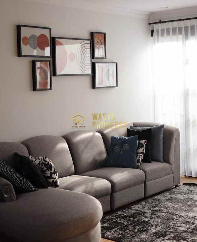 villa private pool 2 lantai di palagan ngaglik sleman