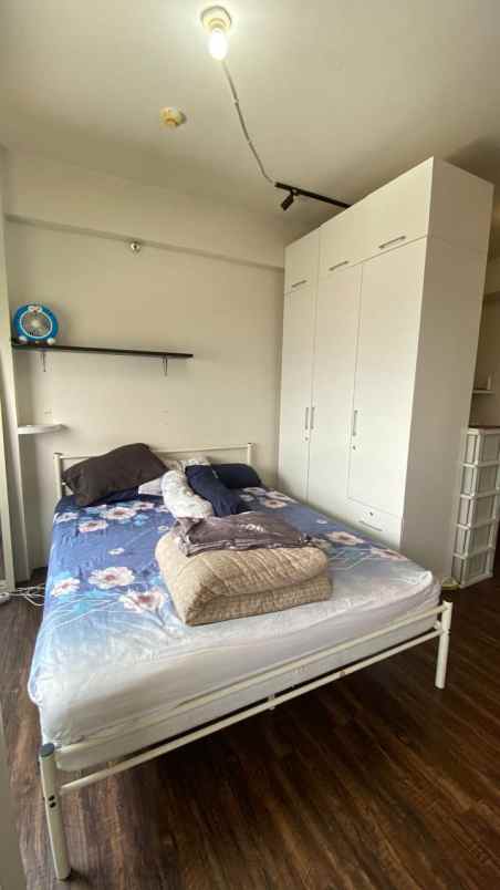 apartemen 2 br furnish siap huni di green pramuka