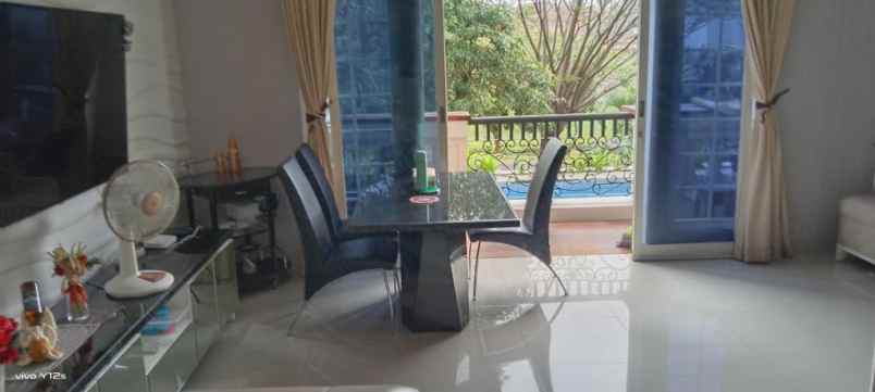 apartemen mewah 2 lantai waterplace tower f 2br