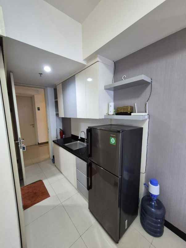 apartemen pcm tower amor view pool hadap selatan