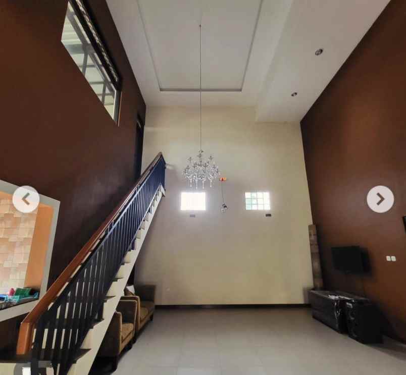 best deal villa luas di megamendung bogor