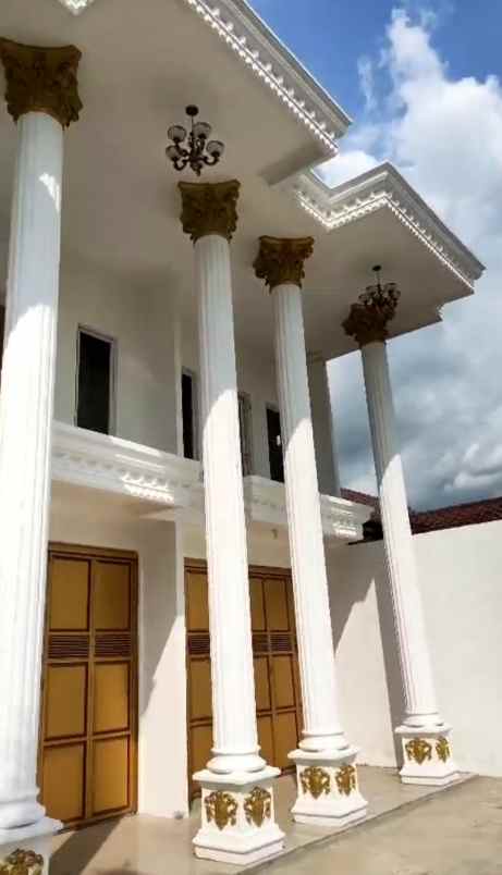 dijuak cepat 3 unut ruko mewah klasik murah