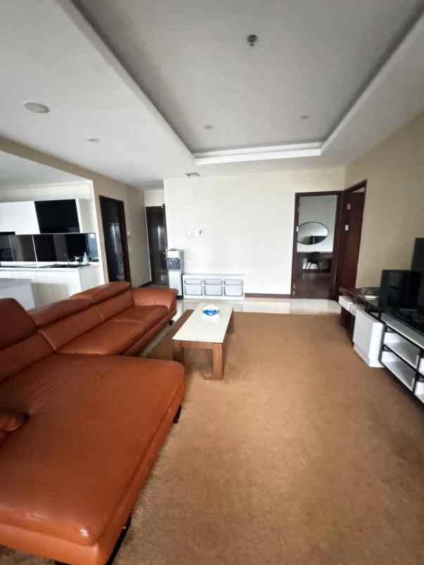 dijual apartemen hegarmanah bandung