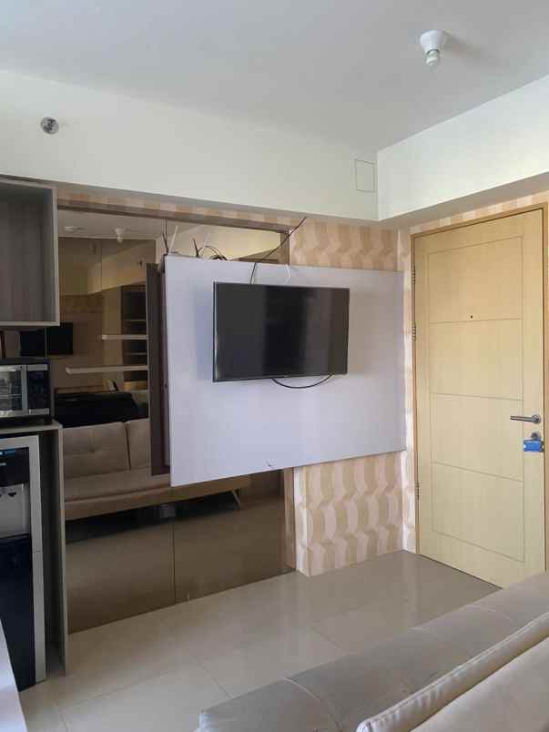 dijual apartemen pakuwon city educity