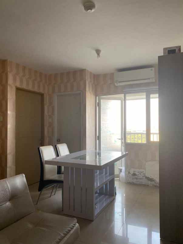 dijual apartemen pakuwon city educity