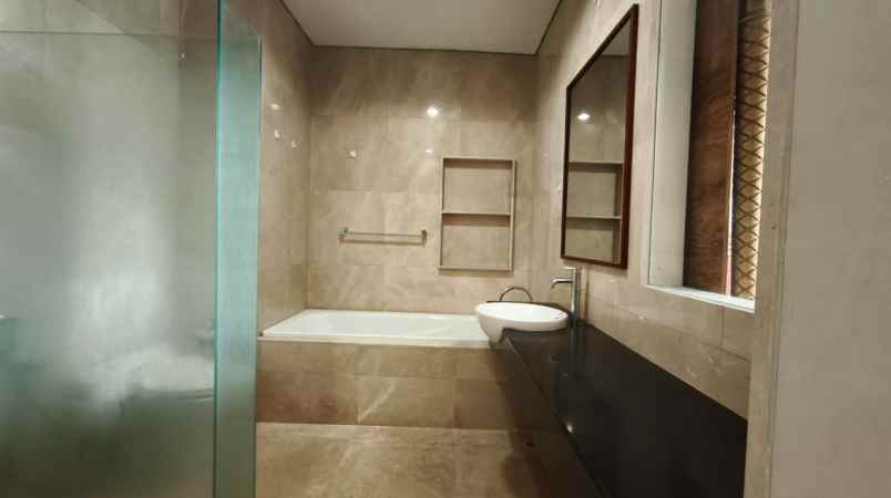 dijual apartemen semanggi