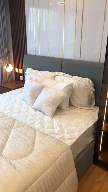 dijual apartemen the springlake view tower