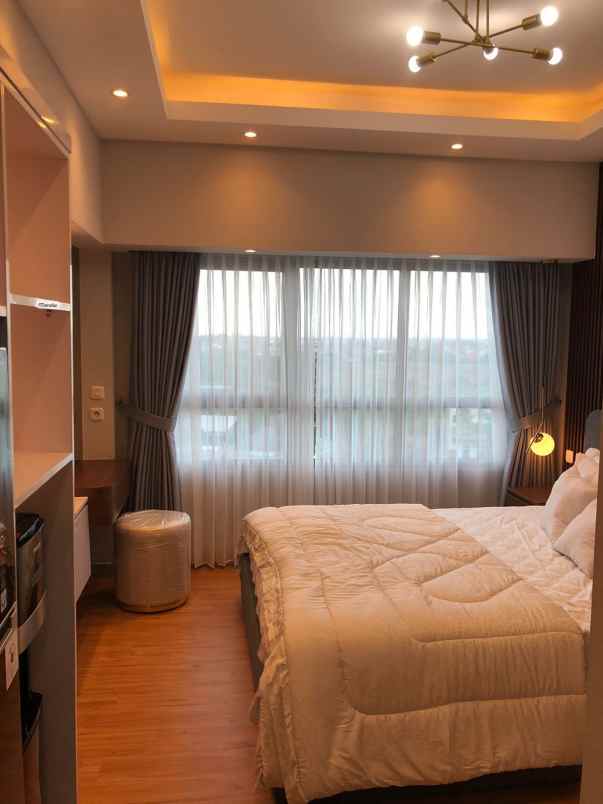 dijual apartemen the springlake view tower