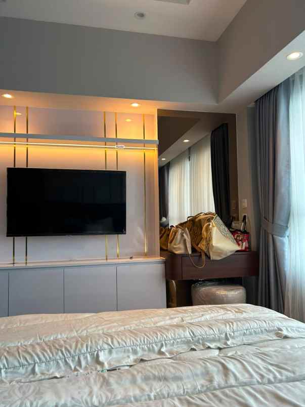 dijual apartemen the springlake view tower