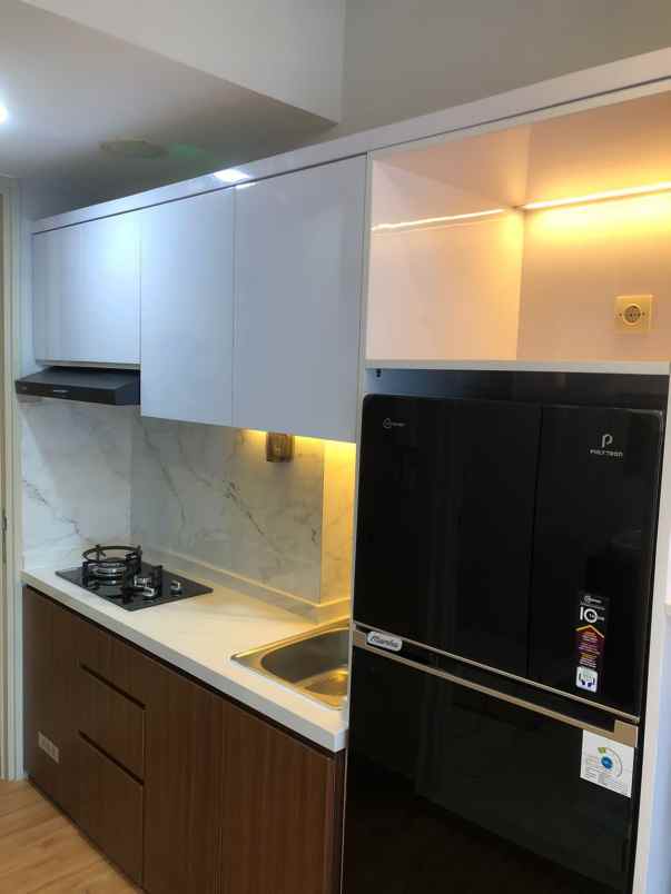 dijual apartemen the springlake view tower